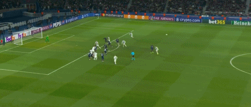  第45+2分钟，丹-伯恩头球摆渡，威洛克头球接力破门，纽卡1-1巴黎