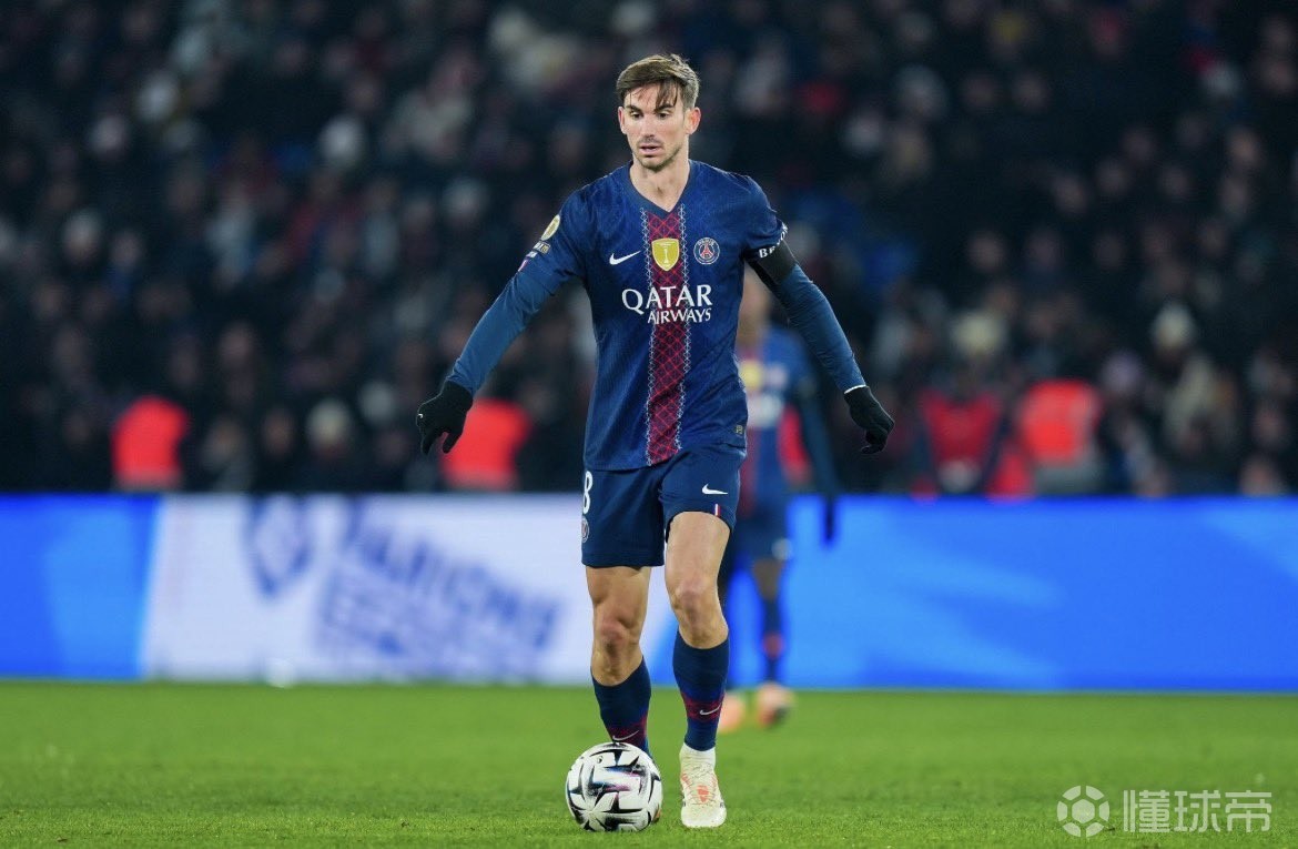  记者：法比安-鲁伊斯因左膝伤势将会继续缺席巴黎与纽卡的比赛