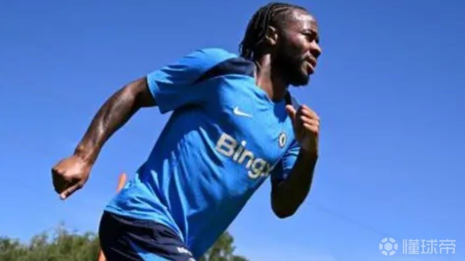  跟队：与斯特林协商解约切尔西需支付18个月薪水，约2200万镑