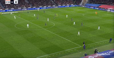  第57分钟，皇家奥维耶多后场失误，拉菲尼亚单刀破门，巴萨2-0