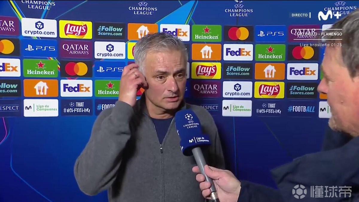  穆里尼奥：换人的时候，我以为我们晋级了