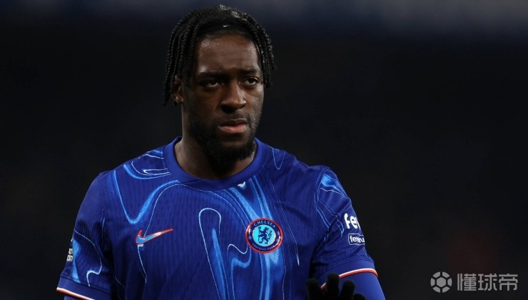 迪马济奥：佛罗伦萨周三再次接触迪萨西，希望说服球员加盟