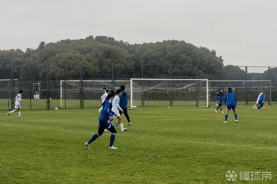  热身赛：上海女足2-1申花U14男足，戴欣羽、卡拉拉建功