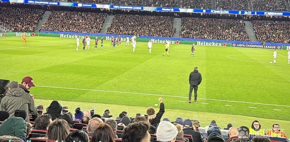 提前感受氛围,世体:三位新援现场观看巴萨对阵哥本哈根一役