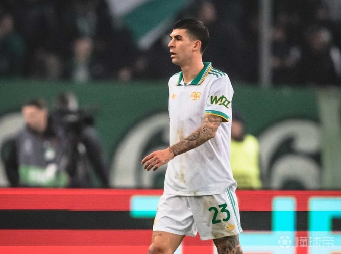 时隔16年,罗马首次在开场15分钟内染红的情况下避免败仗