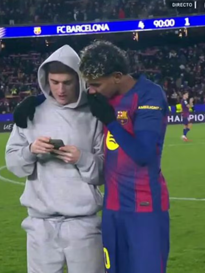 巴萨晋级欧冠十六强,加维、亚马尔笑看皇马失利