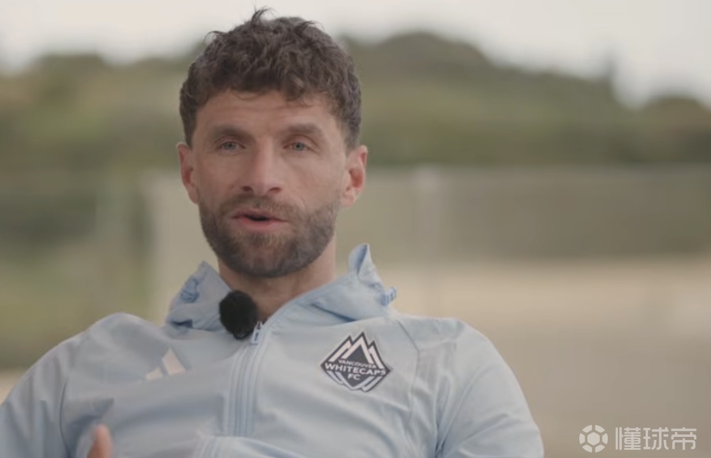  穆勒：我和诺伊尔观点一致，只要踢得动、还爱踢，就想踢下去