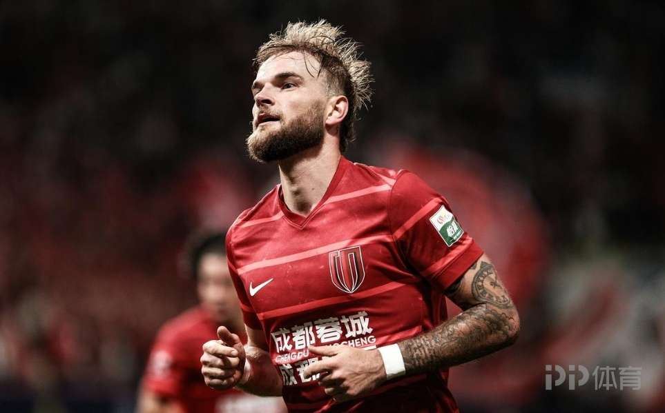 莱切特宣布退役：蓉城给了2年合同 但我想和家人在一起