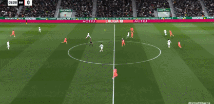 第6分钟，奥尔莫反击送精准直塞，亚马尔单刀冷静过门将破门，巴萨1-0！