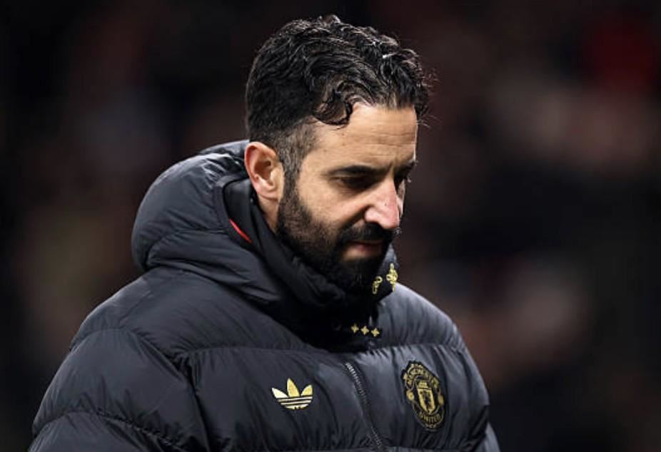 希勒:阿莫林在战术上很傲慢;现在说卡里克就是未来还太早