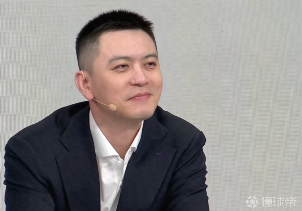 杨毅借勇士和科尔打趣杨鸣：作为王朝教练应该站好最后一班岗