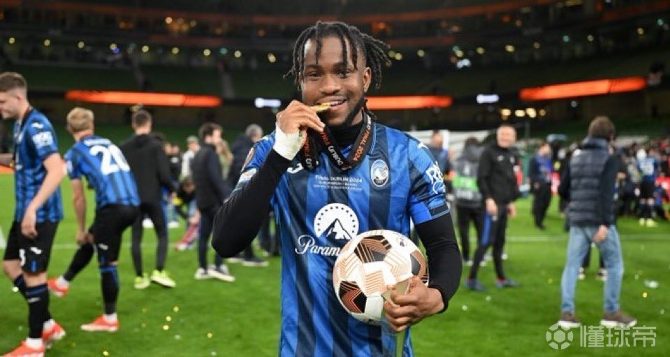 世体：马竞的头号目标是卢克曼，但报价比费内巴切少1000万欧