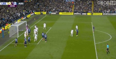 第38分钟,阿森纳开出角球造利兹联门将乌龙,阿森纳客场2-0领先!