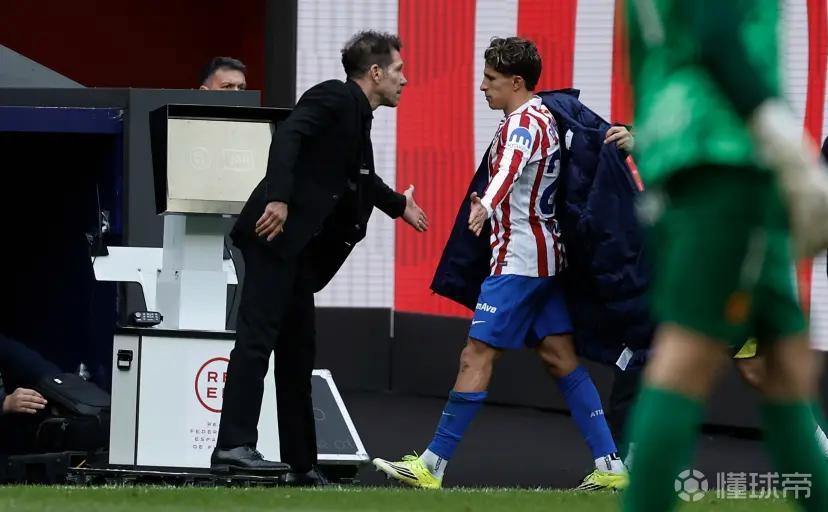 马卡：格子和小西蒙尼缺席，西蒙尼将带领18名球员挑战莱万特