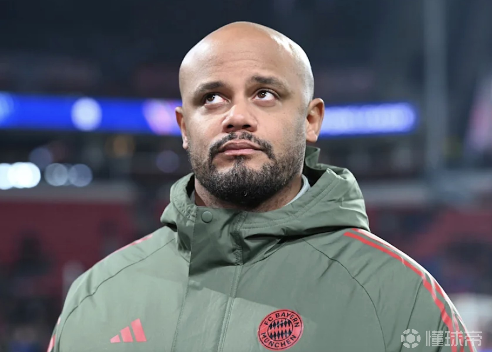 图片报：由于慕尼黑出现大雾天气，拜仁去汉堡的行程严重延误