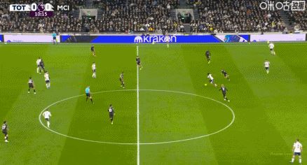 第11分钟，谢尔基反击中劲射破门，曼城1-0热刺！