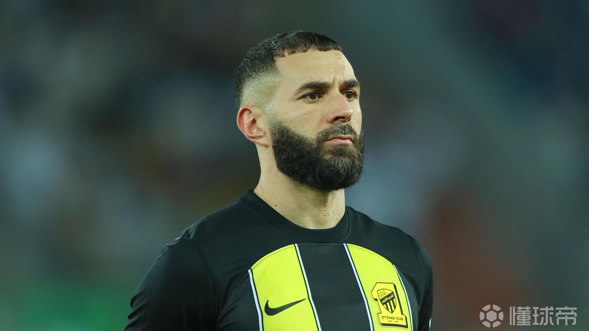 本泽马向贝西克塔斯要2000万欧年薪+一半球衣销售收入被拒