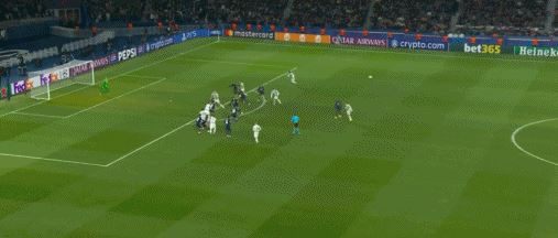 第45+2分钟，丹-伯恩头球摆渡，威洛克头球接力破门，纽卡1-1巴黎