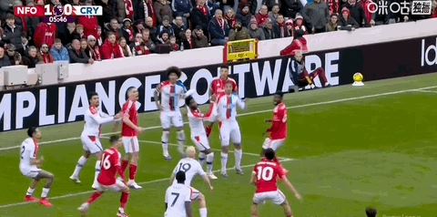 半场战报：森林1-1水晶宫，怀特破门，伊斯梅拉-萨尔点射，威廉斯门线扑救被罚下