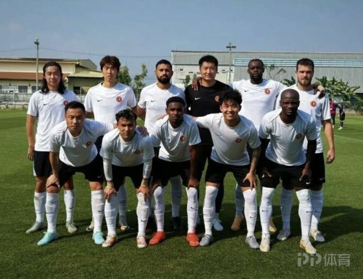 热身赛-辽宁铁人0-4不敌韩国球队水原FC
