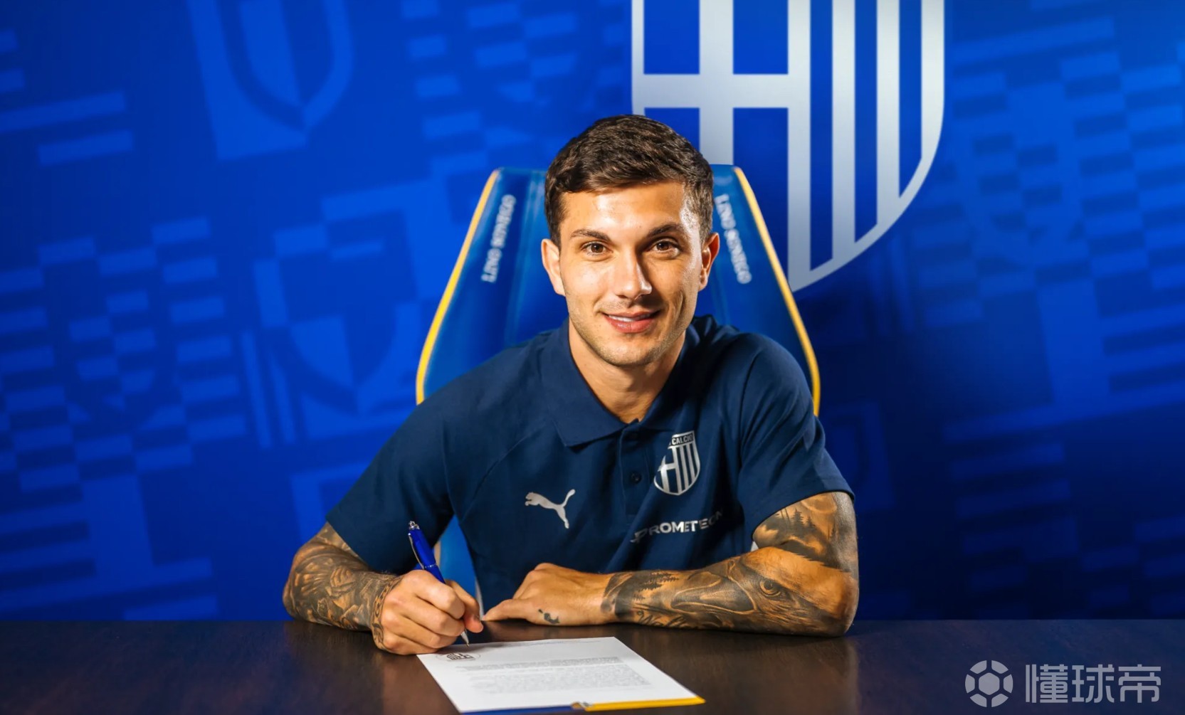 官方：帕尔马租借签下奥林匹亚科斯前锋埃斯佩托