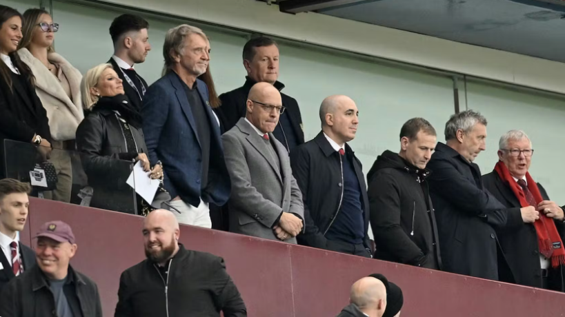 无论卡里克是否留任，曼联都将继续采用四后卫体系