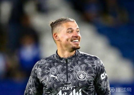 天空记者：谢菲联即将租借菲利普斯，曼城将承担其大部分薪资