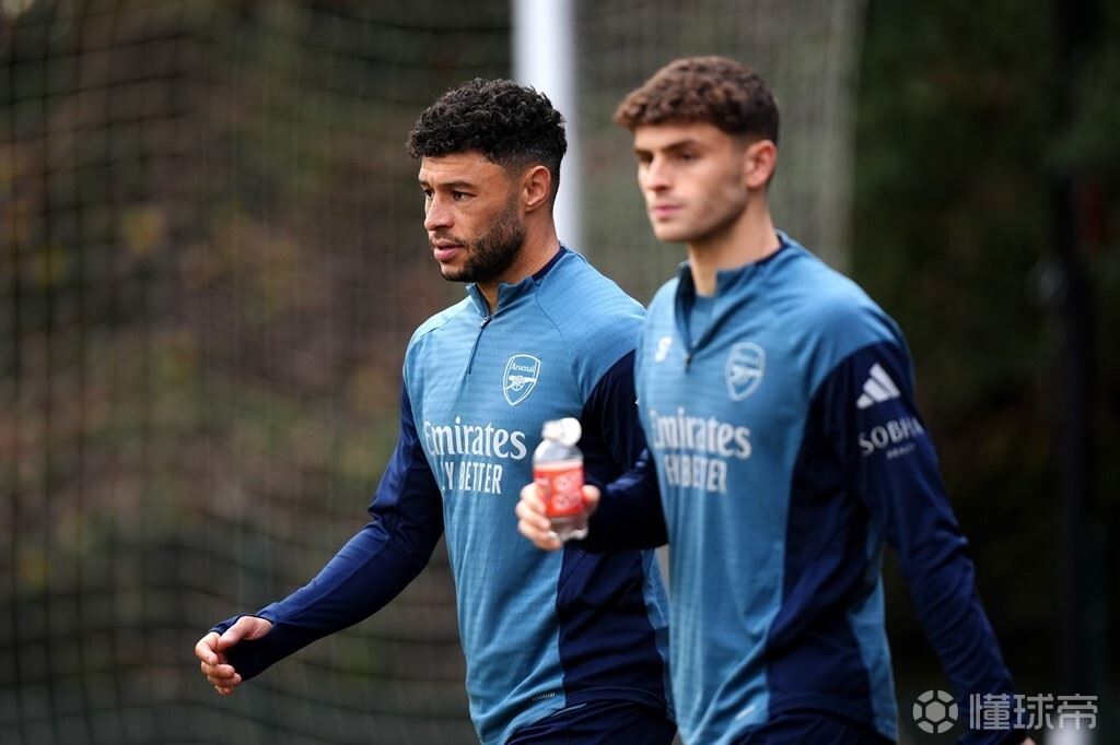 天空体育：凯尔特人有意前阿森纳、利物浦中场张伯伦