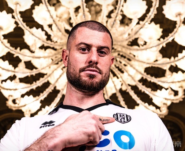 官方：意乙切塞纳签下科莫前锋、尤文旧将切里