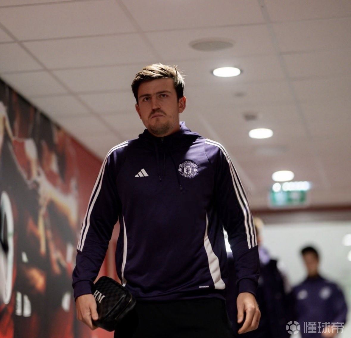 英媒：曼联未决定是否续约马奎尔，他愿意把周薪降低8万镑