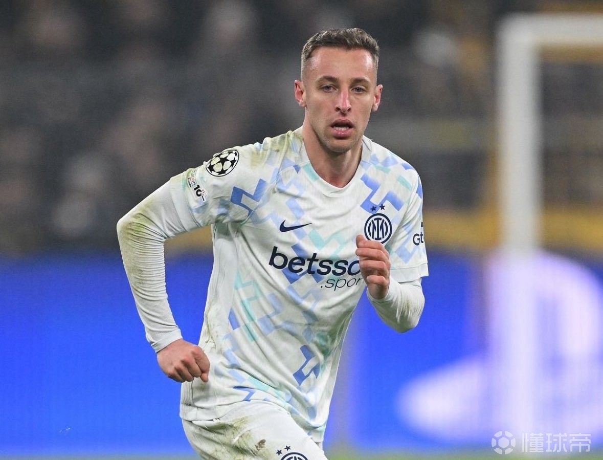 天空：诺丁汉森林已与国米就先租后买弗拉泰西达成协议