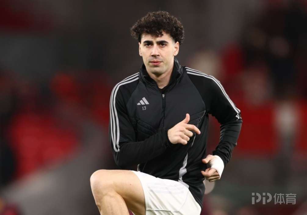 本赛季欧冠出战8次！记者：新鹏城即将签下卡拉巴赫中卫