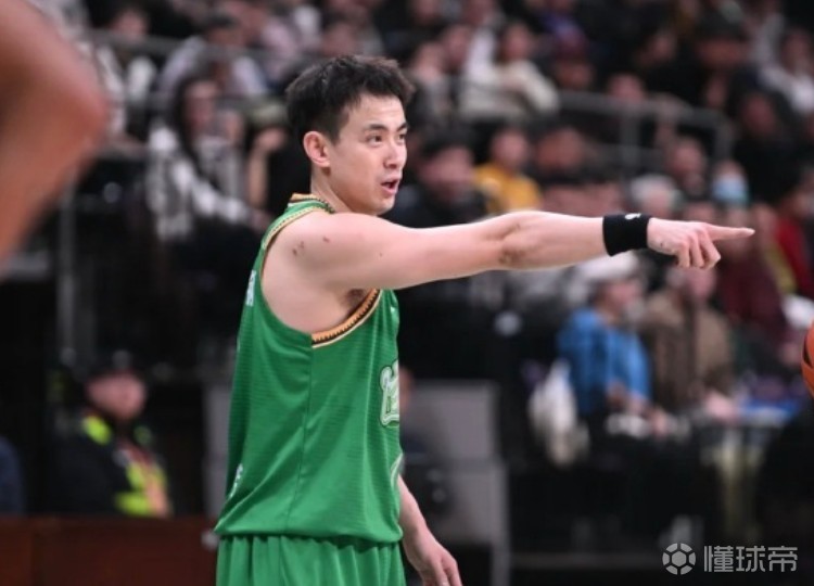  赵继伟：最后一攻乌戈战术很完美；休赛期主要是恢复身体