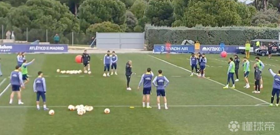 世体：卢克曼参加了马竞训练，并在阵容测试中担任左边锋