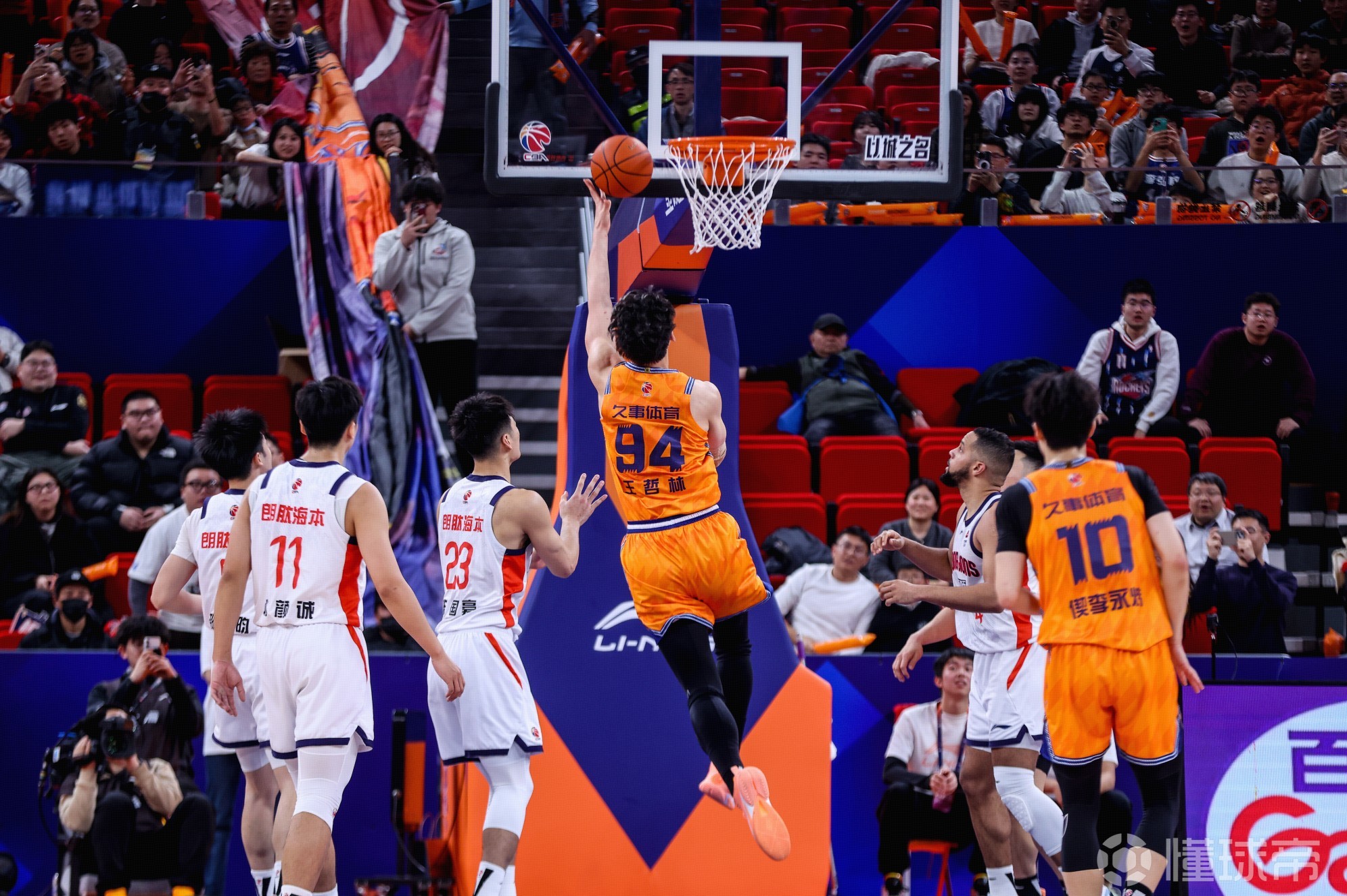 球迷态度：CBA第一阶段结束，你对你的主队表现满意吗？