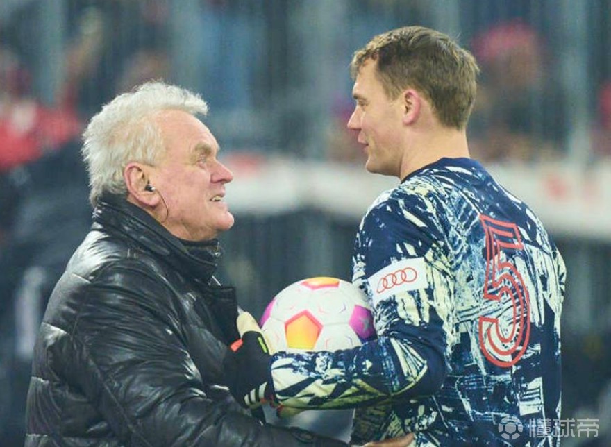 迈尔：关于诺伊尔回德国队的话题让人厌烦，这对球队发展无益