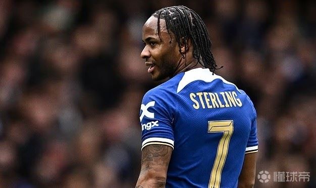 邮报：热刺、尤文、那不勒斯等俱乐部在考虑引入斯特林