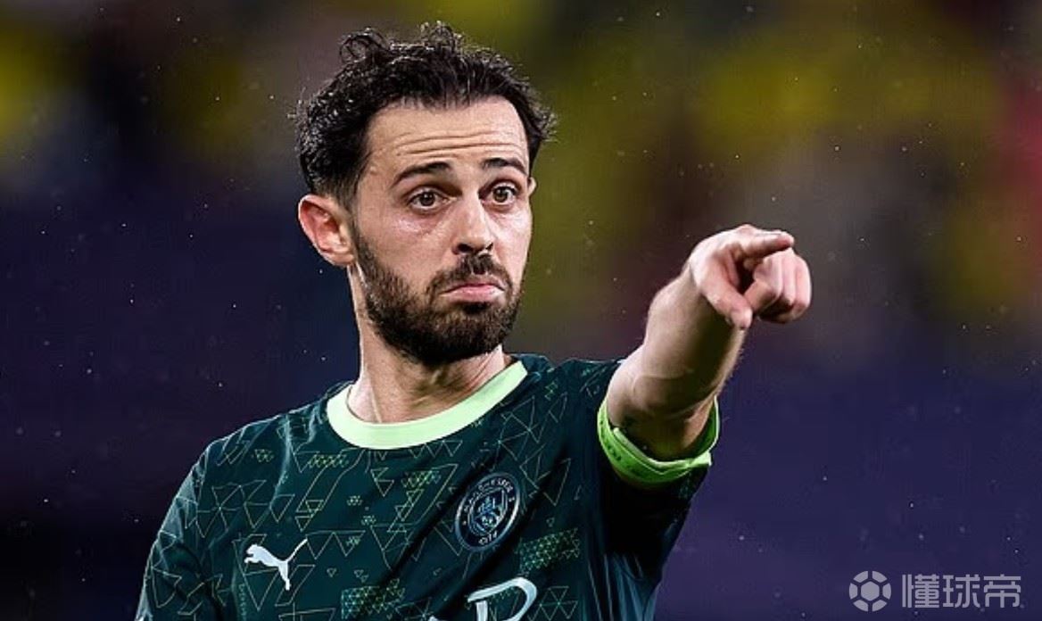 TA：曼城今夏的任务是关注右后卫和B席的潜在替代者