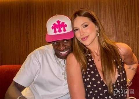 维尼修斯女友：我在私处涂药膏都要报备 怕影响他兴奋剂检测