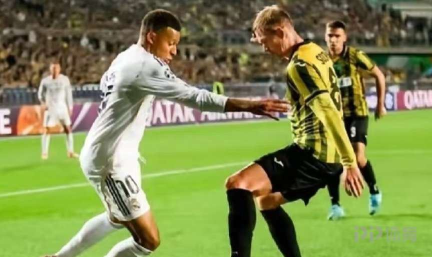 足球报：蓉城迎俄罗斯外援中卫索罗金 成中超争冠最大热门之一