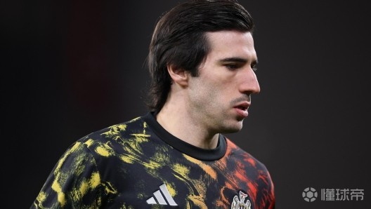 米体：尤文正关注托纳利，纽卡害怕他学习伊萨克的离队做法