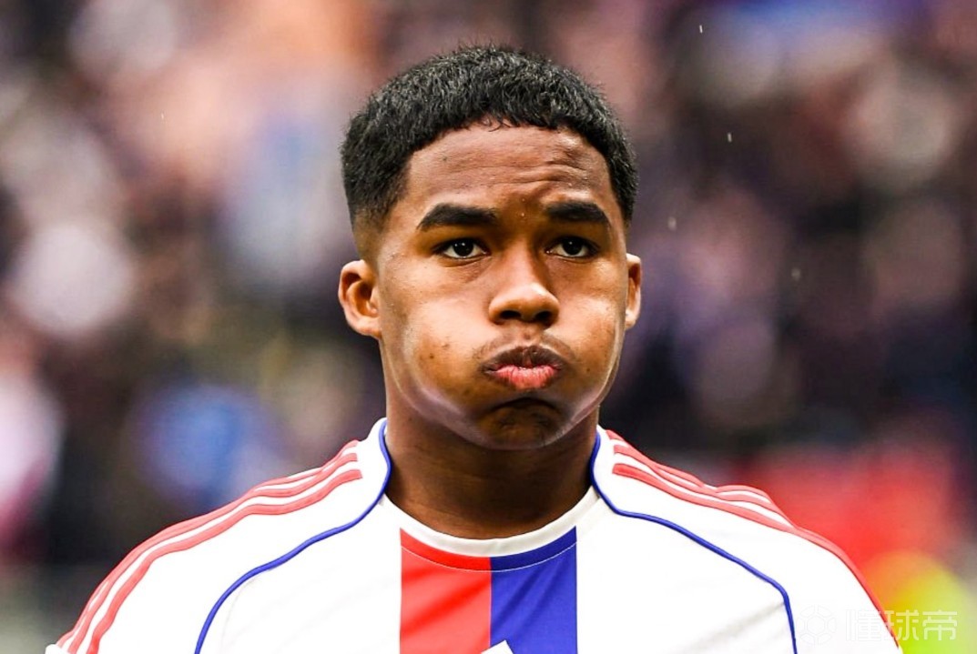 恩德里克：拿我和本泽马比较对我来说很棒，他曾是世界最佳