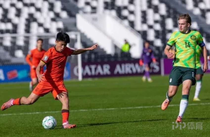 体坛：海港与浙江开出待遇相差不多 杨希最终选择海港