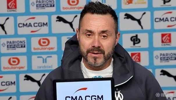 德泽尔比：格林伍德在成为全面的球员，也不像以前那么内向了