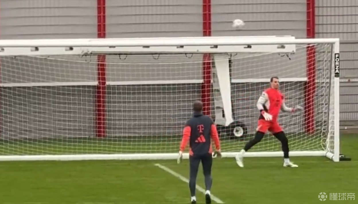 诺伊尔肠胃炎康复重返训练场参与拜仁训练，有望出战本轮德甲