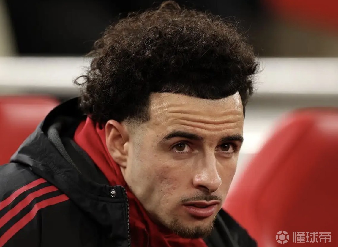 TA：利物浦没有放走琼斯的意向，他们认为其重要且不可或缺