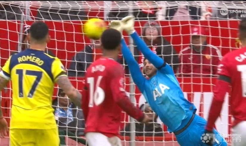 幸亏有你，面对曼联轰炸，维卡里奥全场做出8次扑救