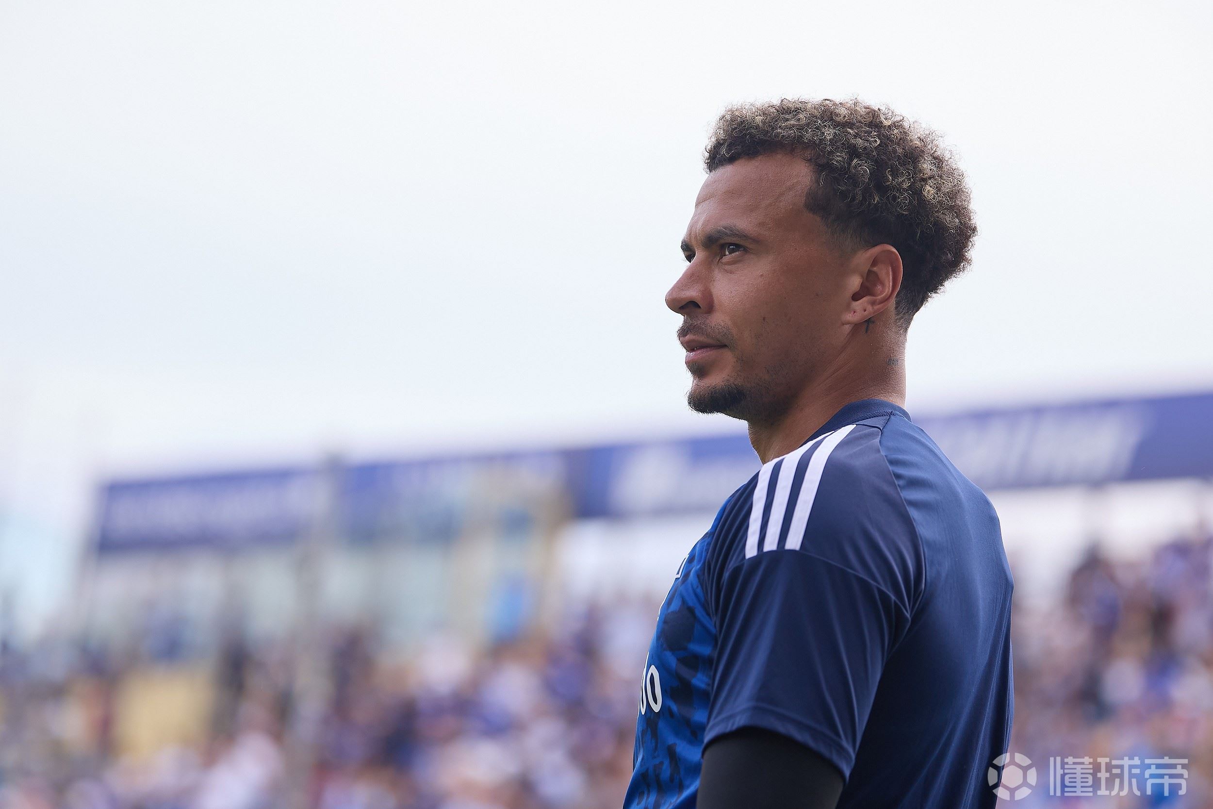 邮报：阿里参与赌博几天就输了15万镑，牌桌上几乎不和任何人说话