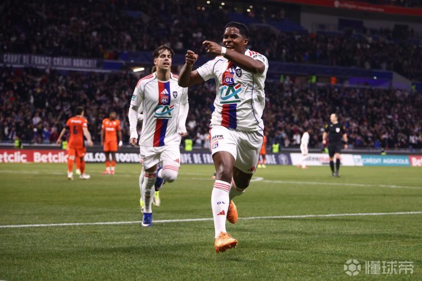 队报：在巴西队3月友谊赛中，安帅会让恩德里克担任首发中锋