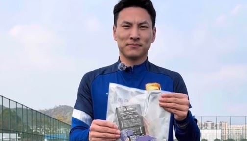 前锋闫鹏随鲲城冬训，他曾帮助英博完成中冠到中超的三连跳